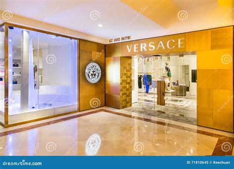 versace outlet mall|is there a versace outlet.